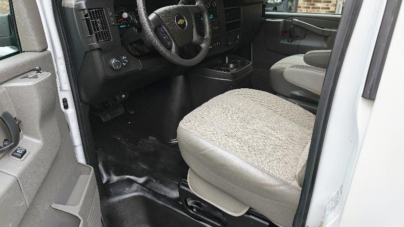 Chevrolet Express LS 3500 Extended 2022