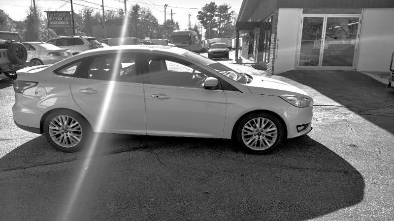 Ford Focus Titanium Sedan 2018