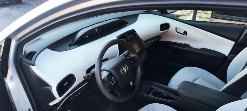 Toyota Prius XLE AWD-e 2019