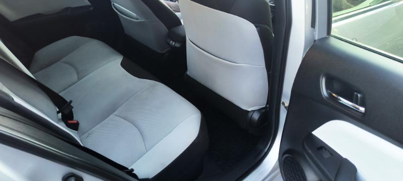 Toyota Prius XLE AWD-e 2019