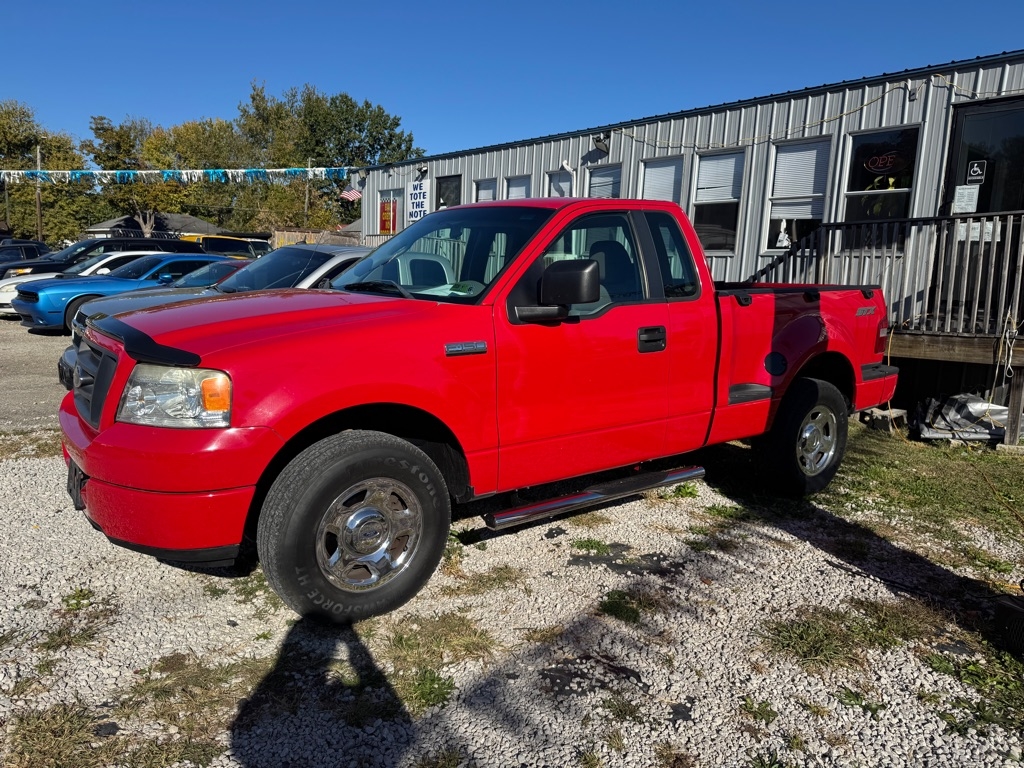 2005 Ford F-150 Reg Cab Flareside 126" STX