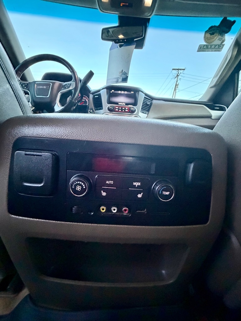 GMC Yukon 4WD 4dr SLT 2015