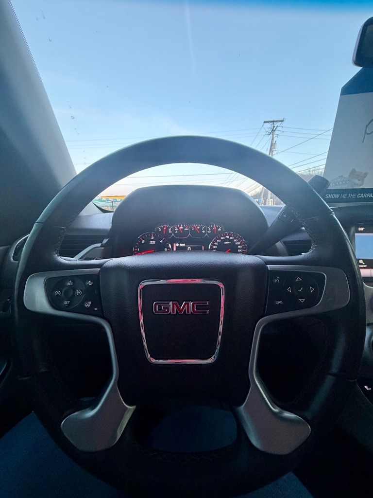 GMC Yukon 4WD 4dr SLT 2015