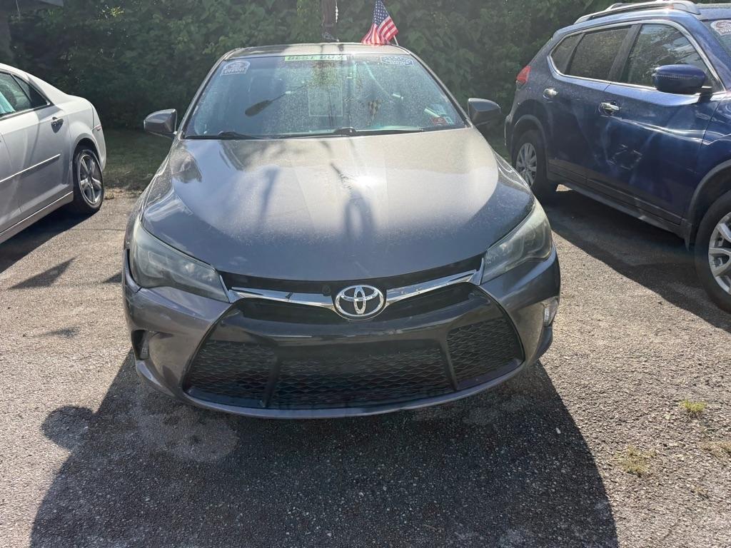 Toyota Camry 4dr Sdn I4 Auto XLE (Natl) 2016