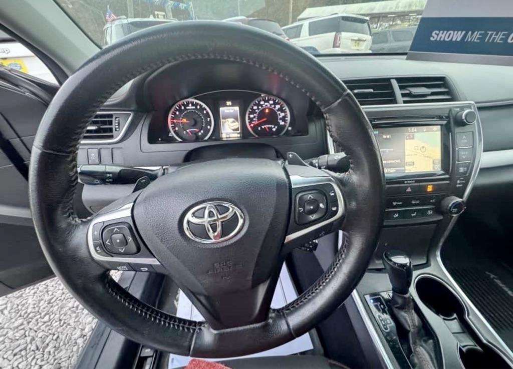 Toyota Camry 4dr Sdn I4 Auto XLE (Natl) 2016