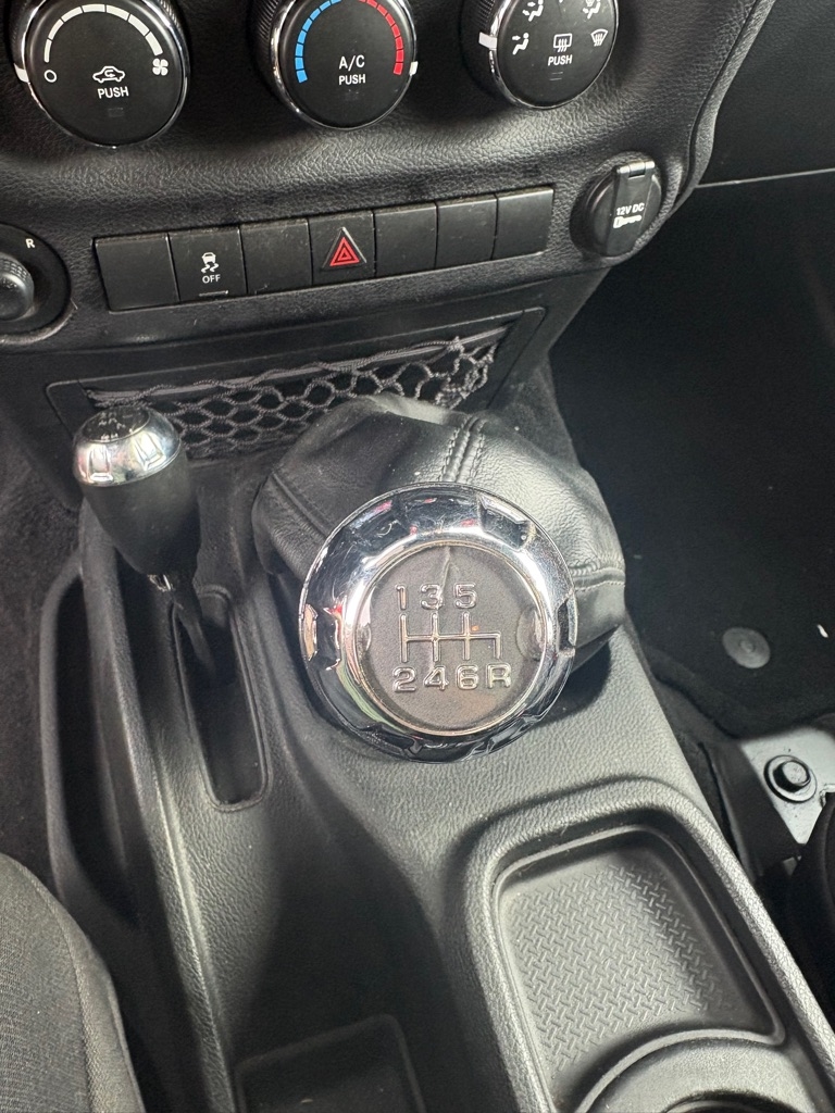 Jeep Wrangler Unlimited Sport 4x4 2017