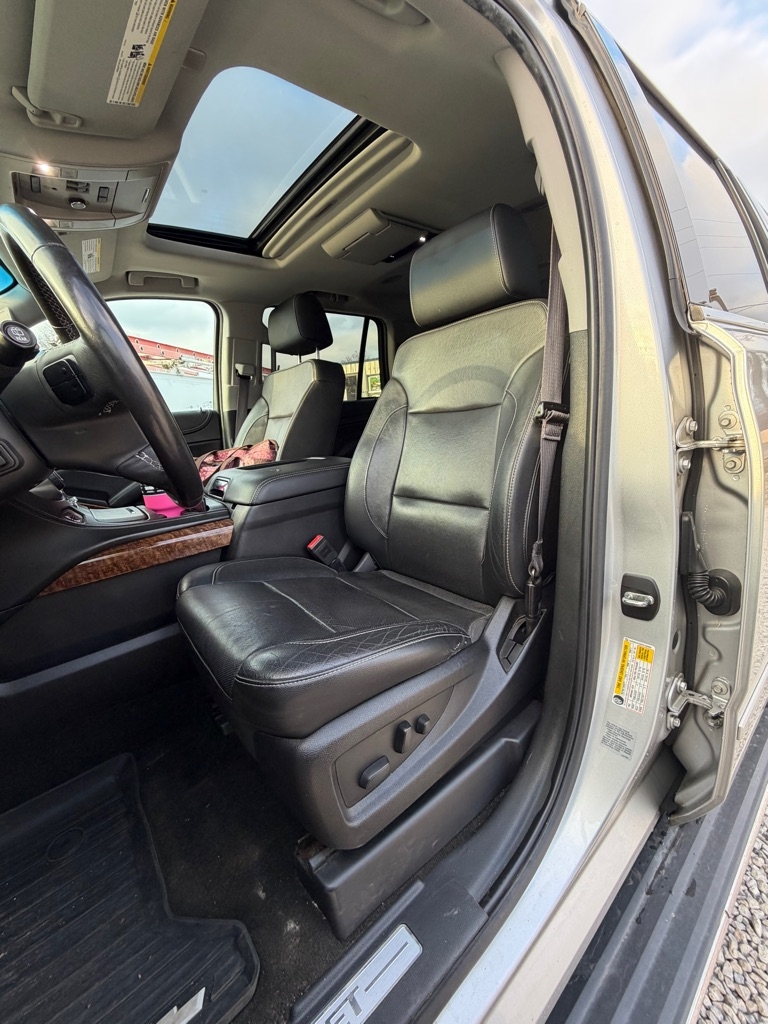 Chevrolet Tahoe 4WD 4dr Premier 2017