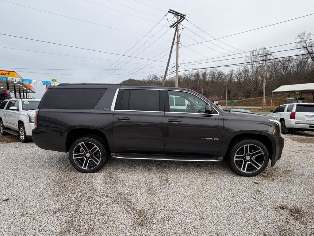 GMC Yukon XL 4WD 4dr SLE 2016