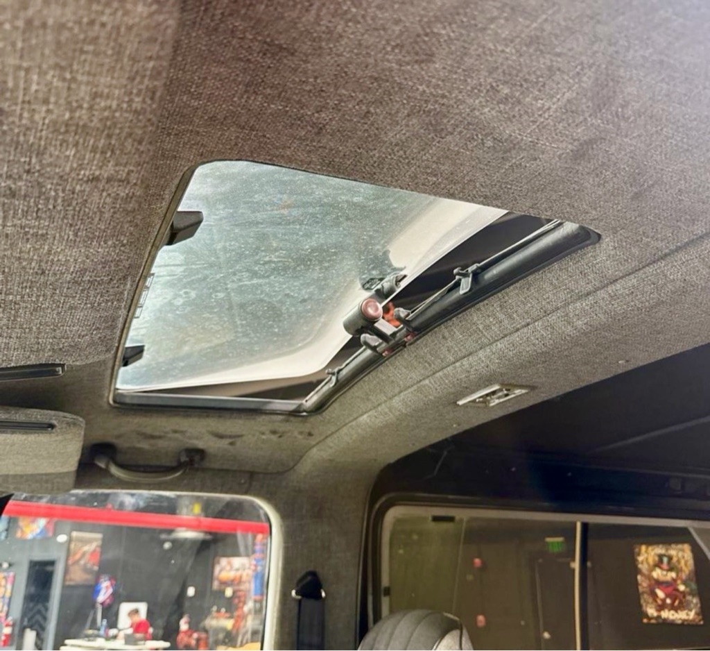 GMC Jimmy V1500 4WD 1990