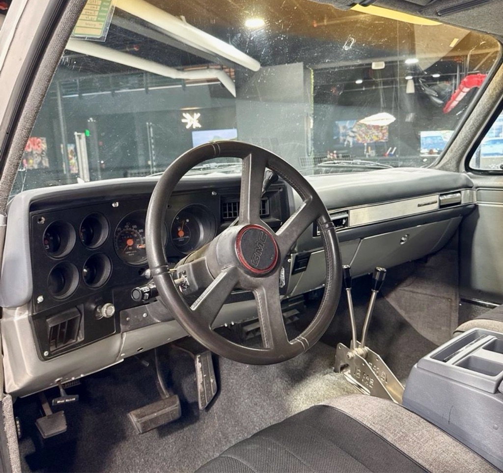 GMC Jimmy V1500 4WD 1990