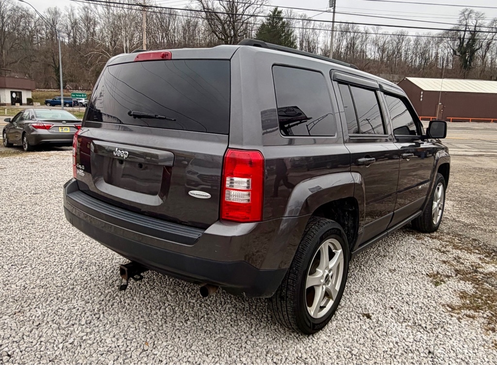 Jeep Patriot 4WD 4dr Latitude 2016