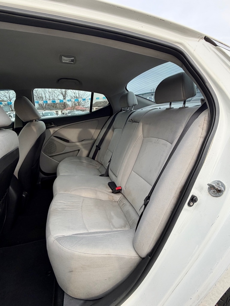 Kia Optima 4dr Sdn LX 2013