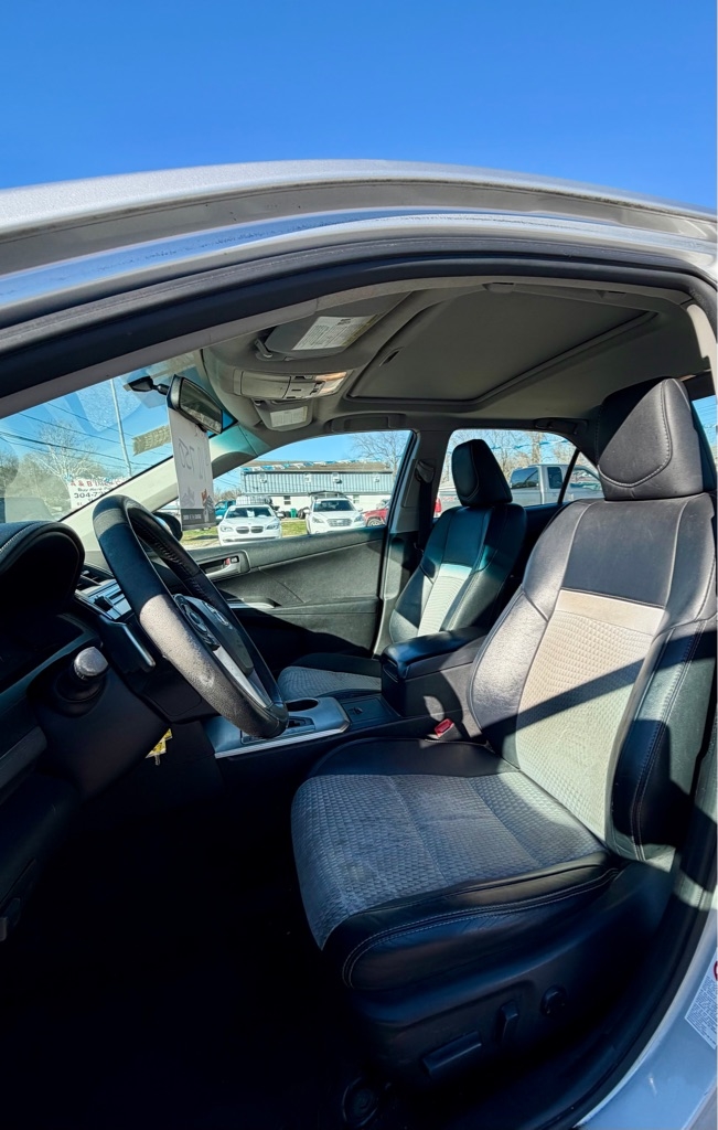 Toyota Camry 4dr Sdn I4 Auto SE Sport Limited Edition (Natl) 2012