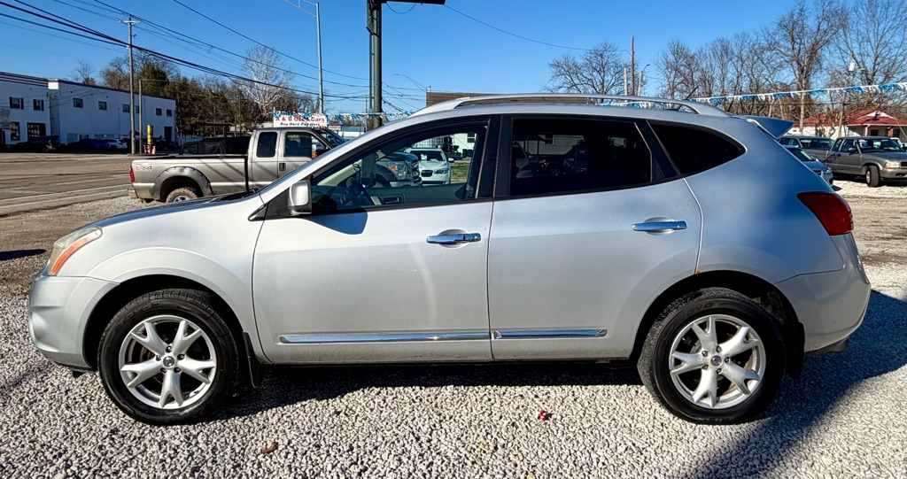 Nissan Rogue AWD 4dr SV 2011