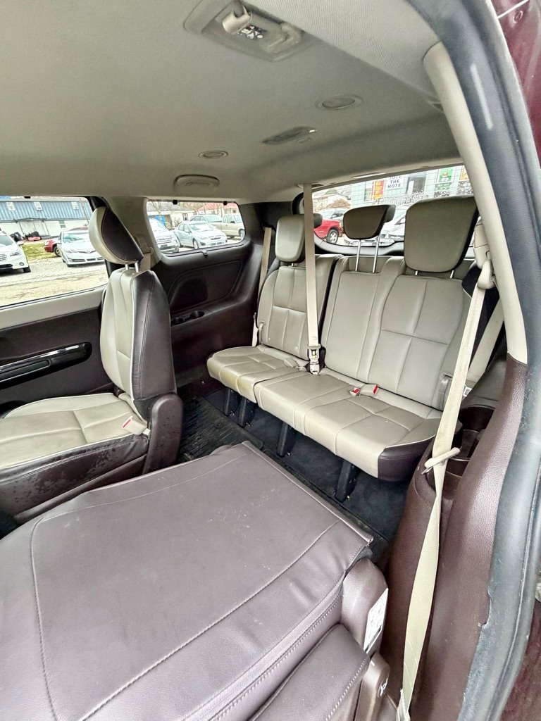 Kia Sedona 4dr Wgn SX-L 2016