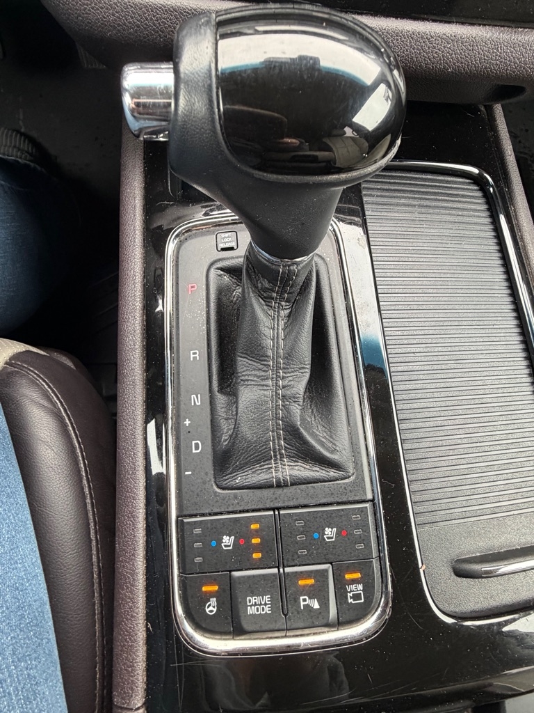 Kia Sedona 4dr Wgn SX-L 2016