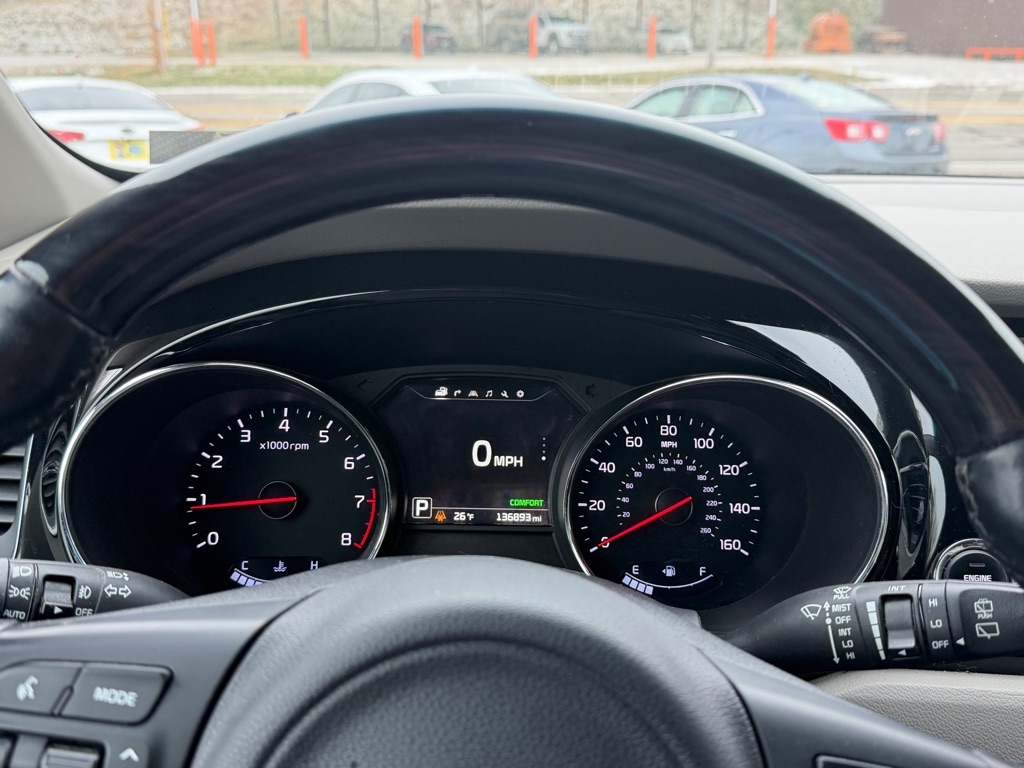 Kia Sedona 4dr Wgn SX-L 2016