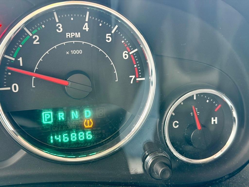 Jeep Wrangler 4WD 2dr Sport 2011