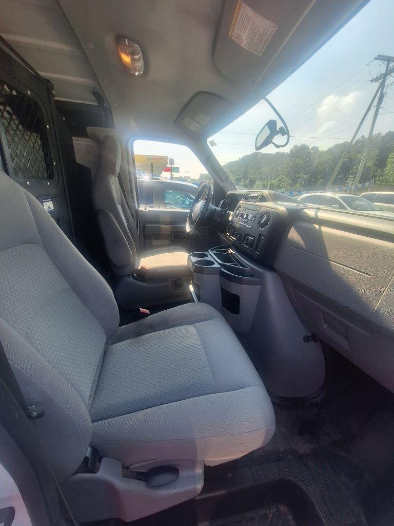 Ford Econoline Cargo Van E-250 Recreational 2014