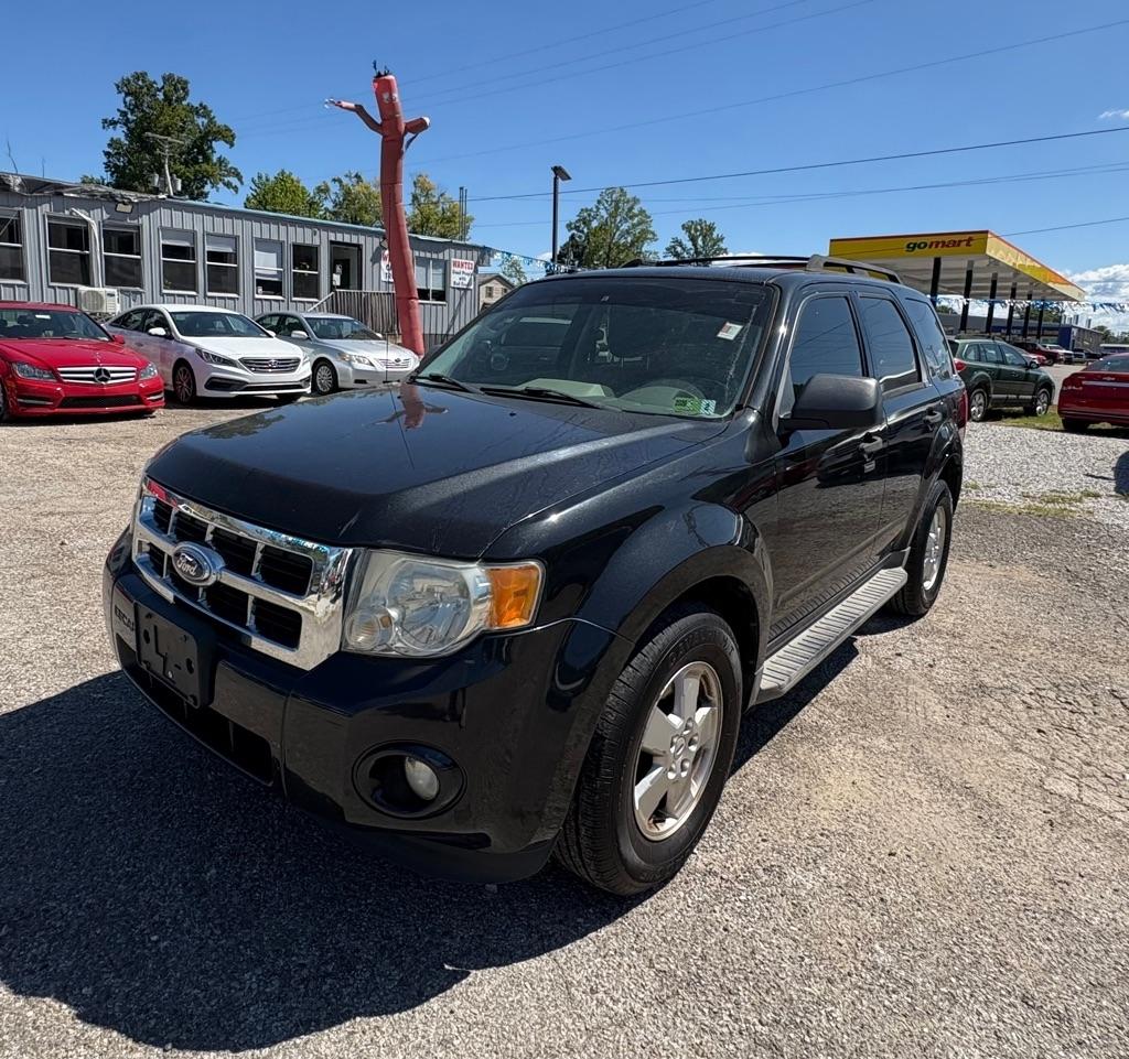 Ford Escape FWD 4dr XLT 2011