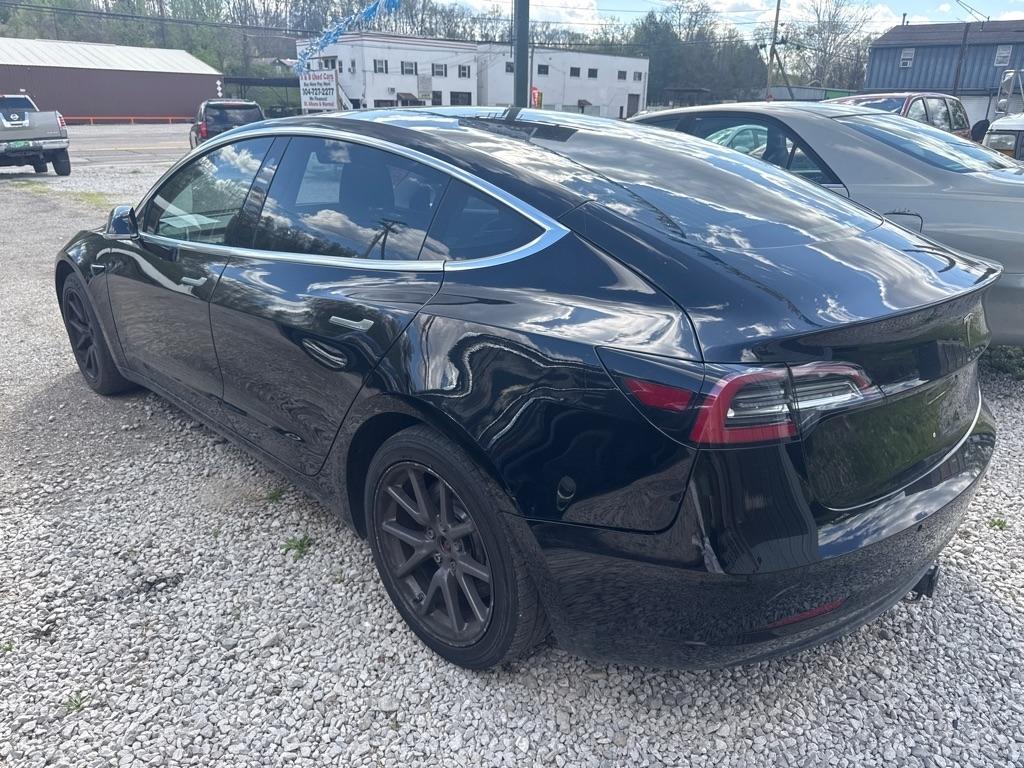Tesla Model 3 Mid Range Battery RWD 2018