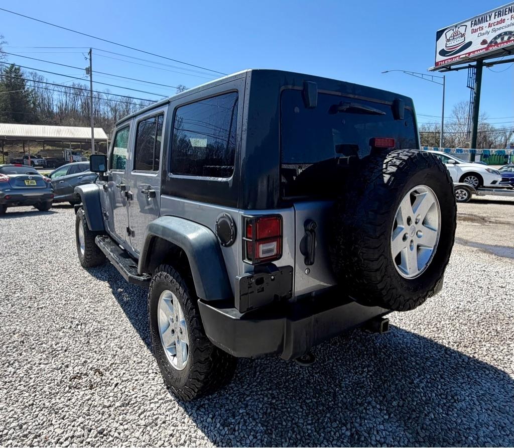 Jeep Wrangler Unlimited 4WD 4dr Sport 2013