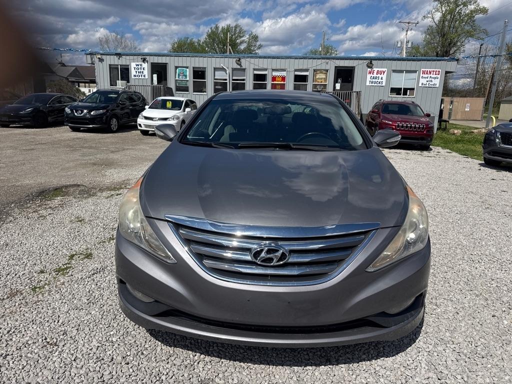 Hyundai Sonata 4dr Sdn 2.4L Auto SE 2014