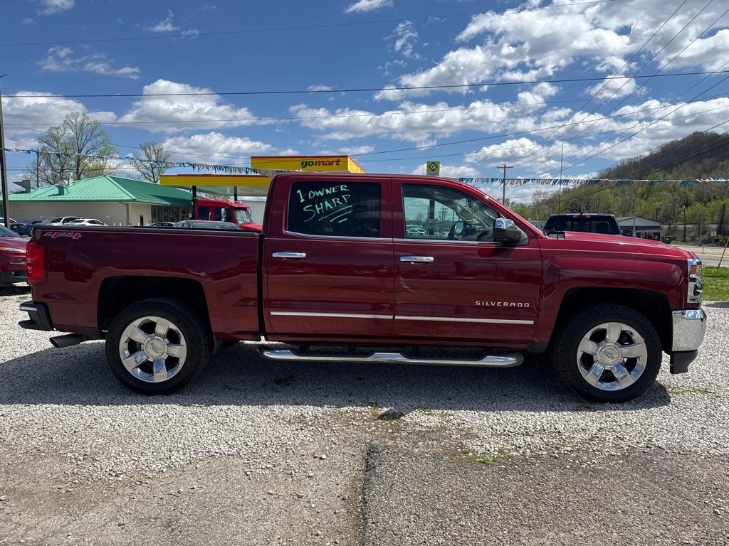 Chevrolet Silverado 1500 4WD Crew Cab 143.5" LTZ w/1LZ 2017