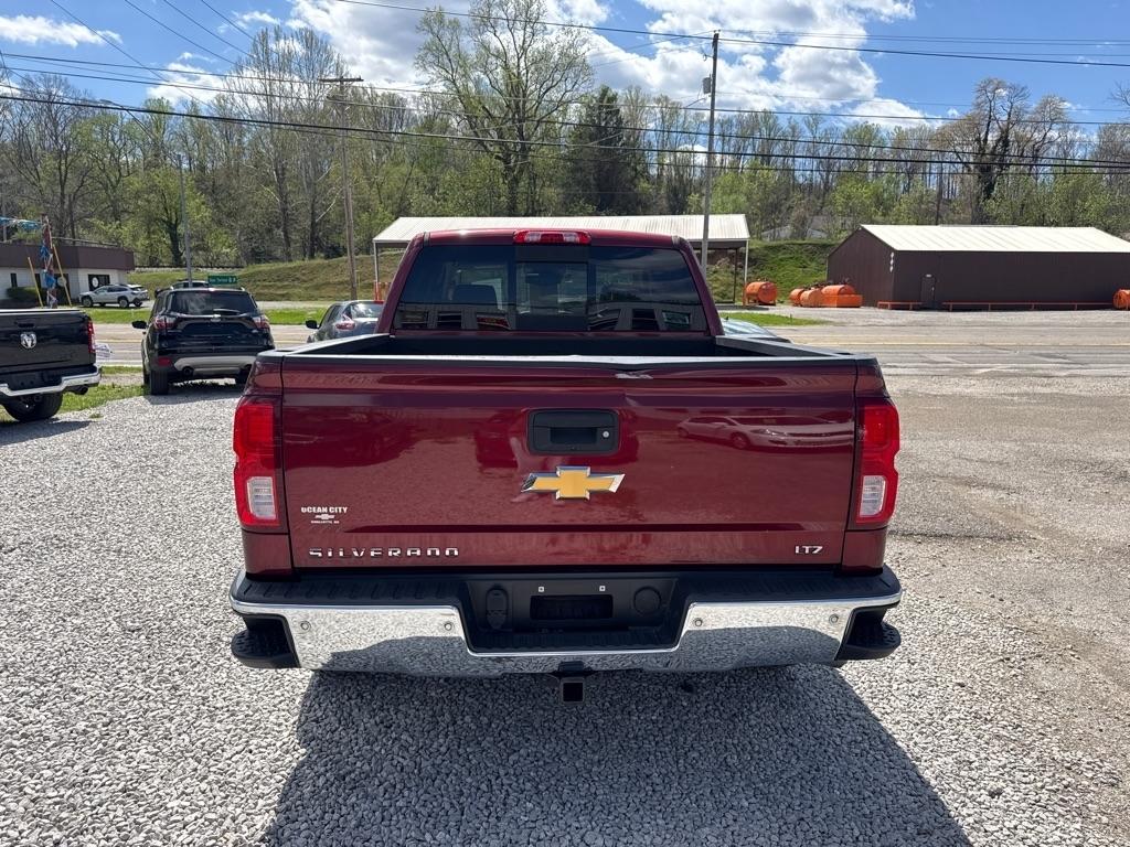 Chevrolet Silverado 1500 4WD Crew Cab 143.5" LTZ w/1LZ 2017