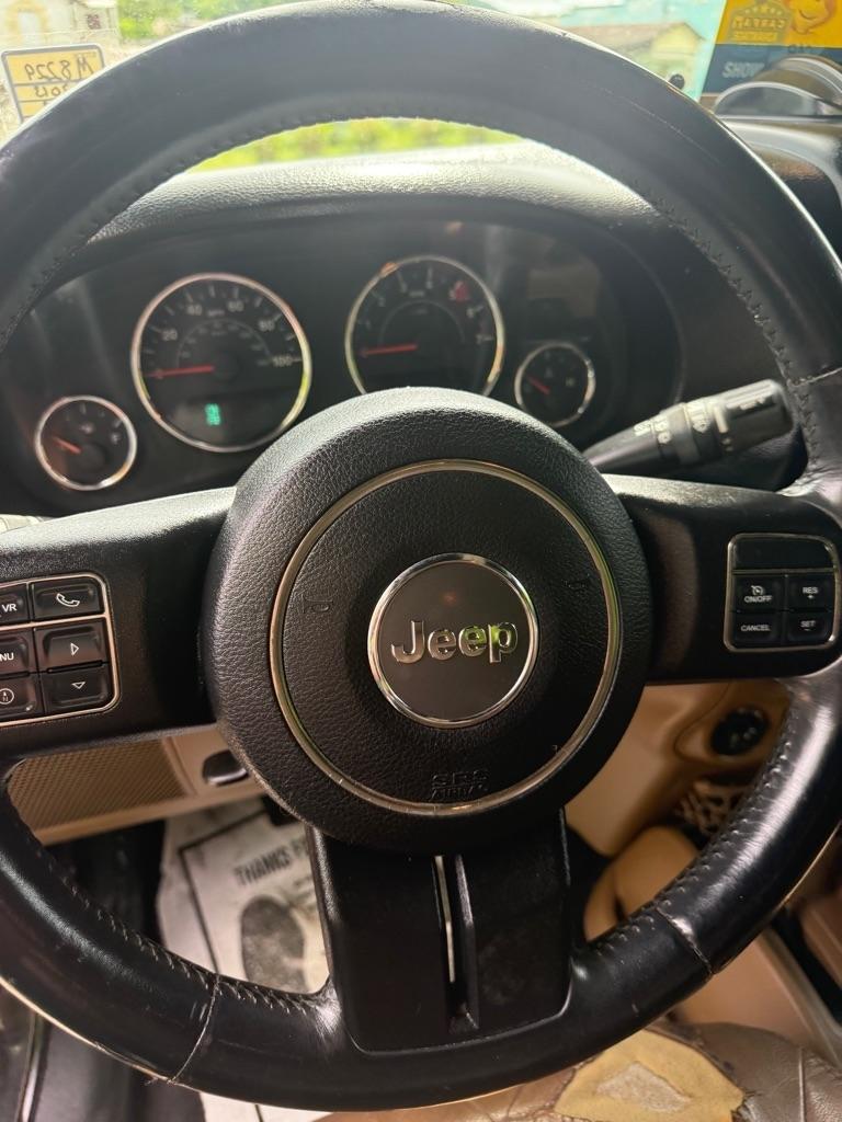 Jeep Wrangler Unlimited 4WD 4dr Sahara 2013