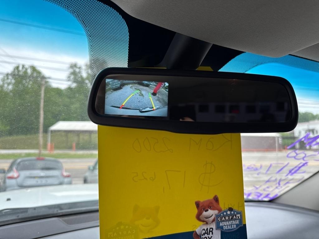 RAM 2500 Tradesman 4x4 Crew Cab 8' Box 2017