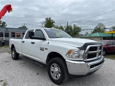 2017 RAM 2500 Tradesman 4x4 Crew Cab 8' Box