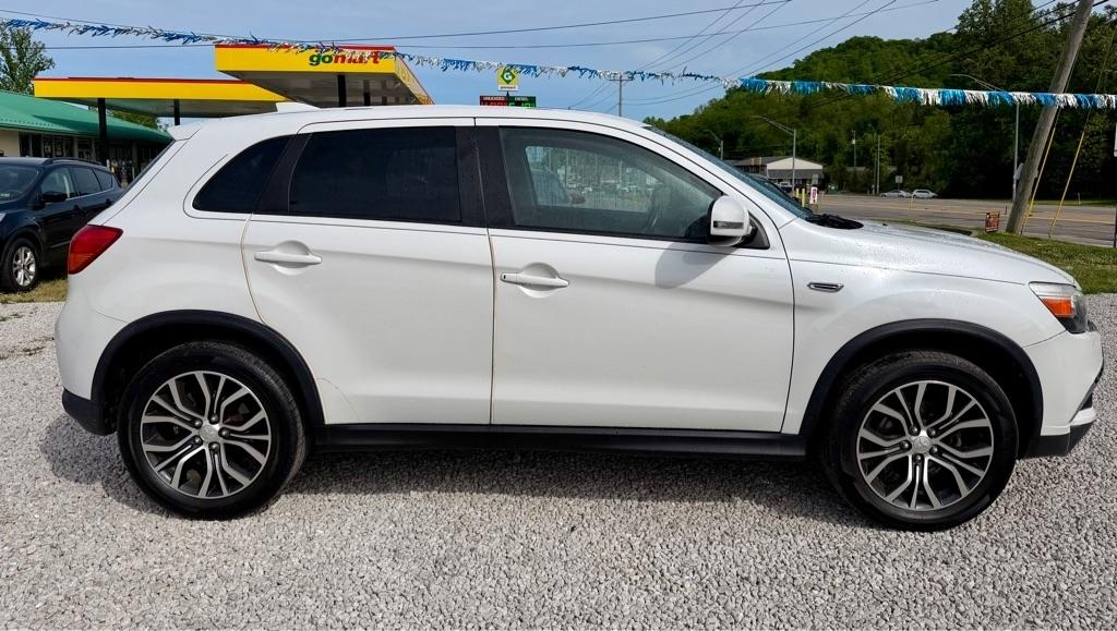 Mitsubishi Outlander Sport SE 2.4 CVT 2017