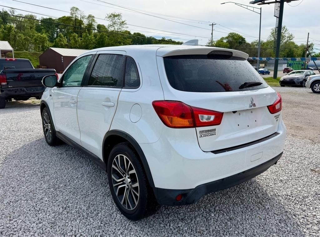 Mitsubishi Outlander Sport SE 2.4 CVT 2017