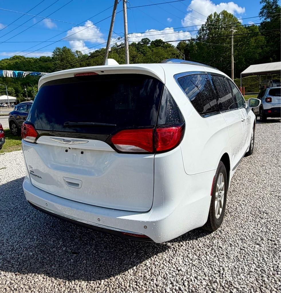 Chrysler Pacifica Touring L FWD 2020