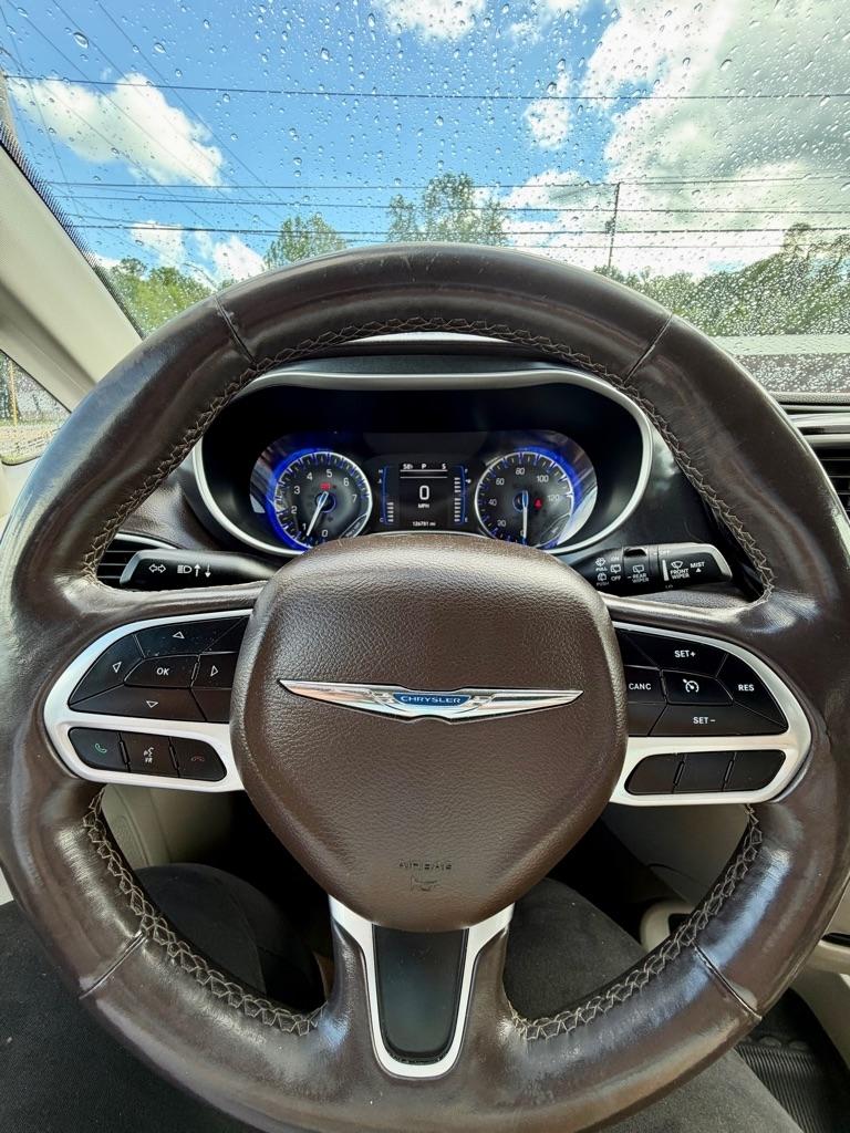 Chrysler Pacifica Touring L FWD 2020