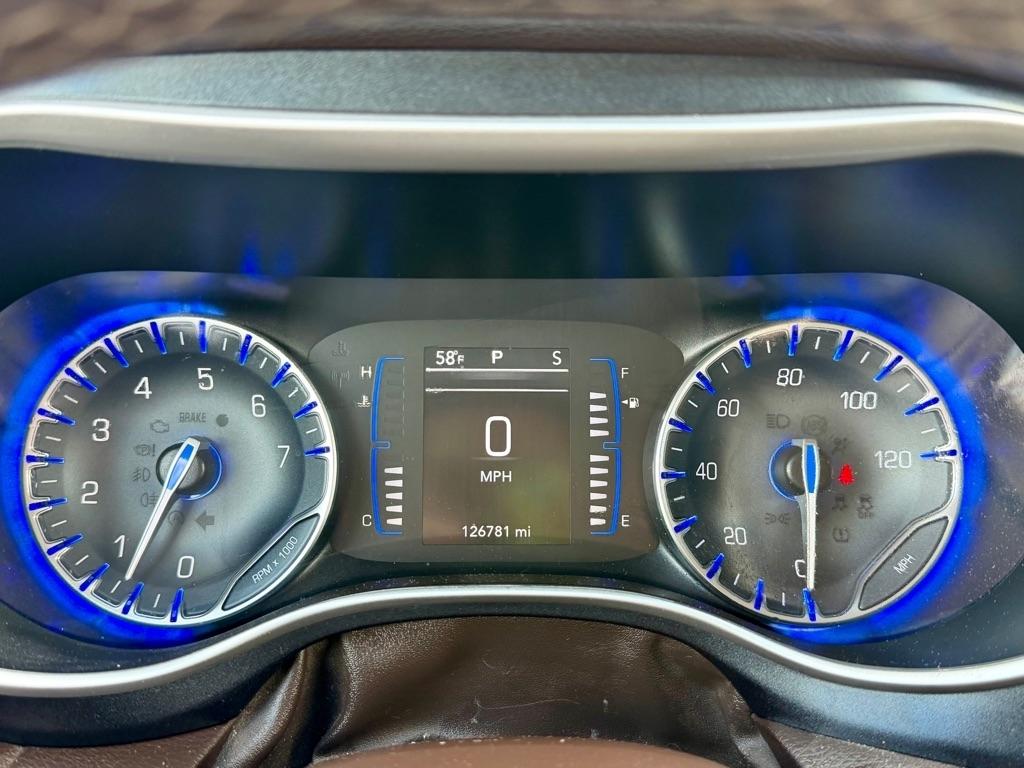 Chrysler Pacifica Touring L FWD 2020