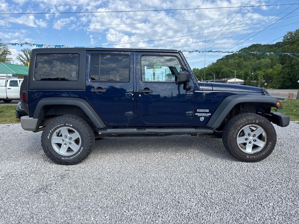 Jeep Wrangler Unlimited 4WD 4dr Sport 2013
