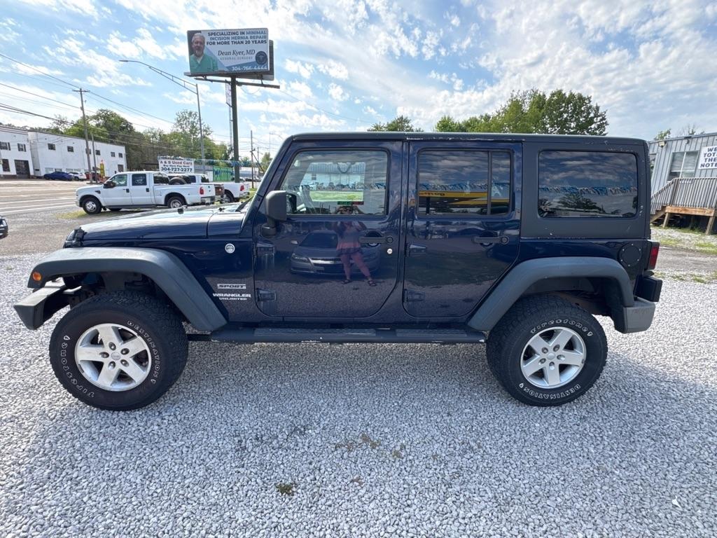 Jeep Wrangler Unlimited 4WD 4dr Sport 2013