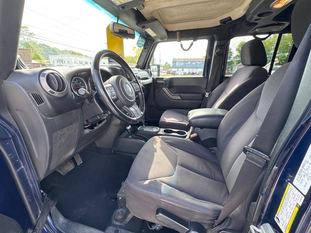 Jeep Wrangler Unlimited 4WD 4dr Sport 2013