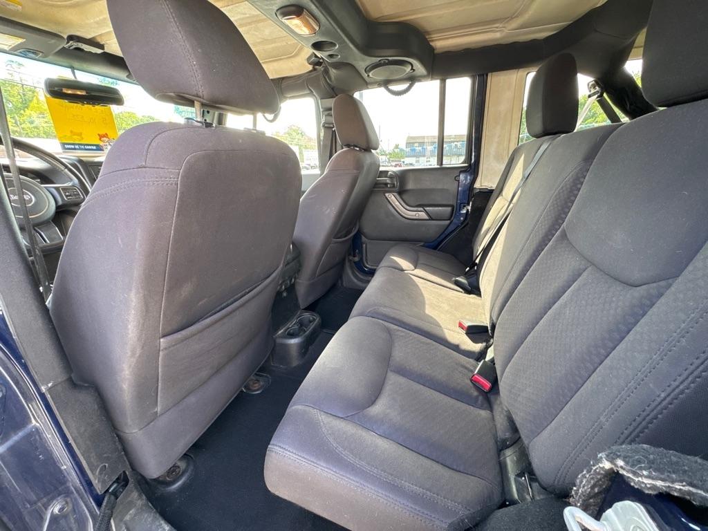 Jeep Wrangler Unlimited 4WD 4dr Sport 2013