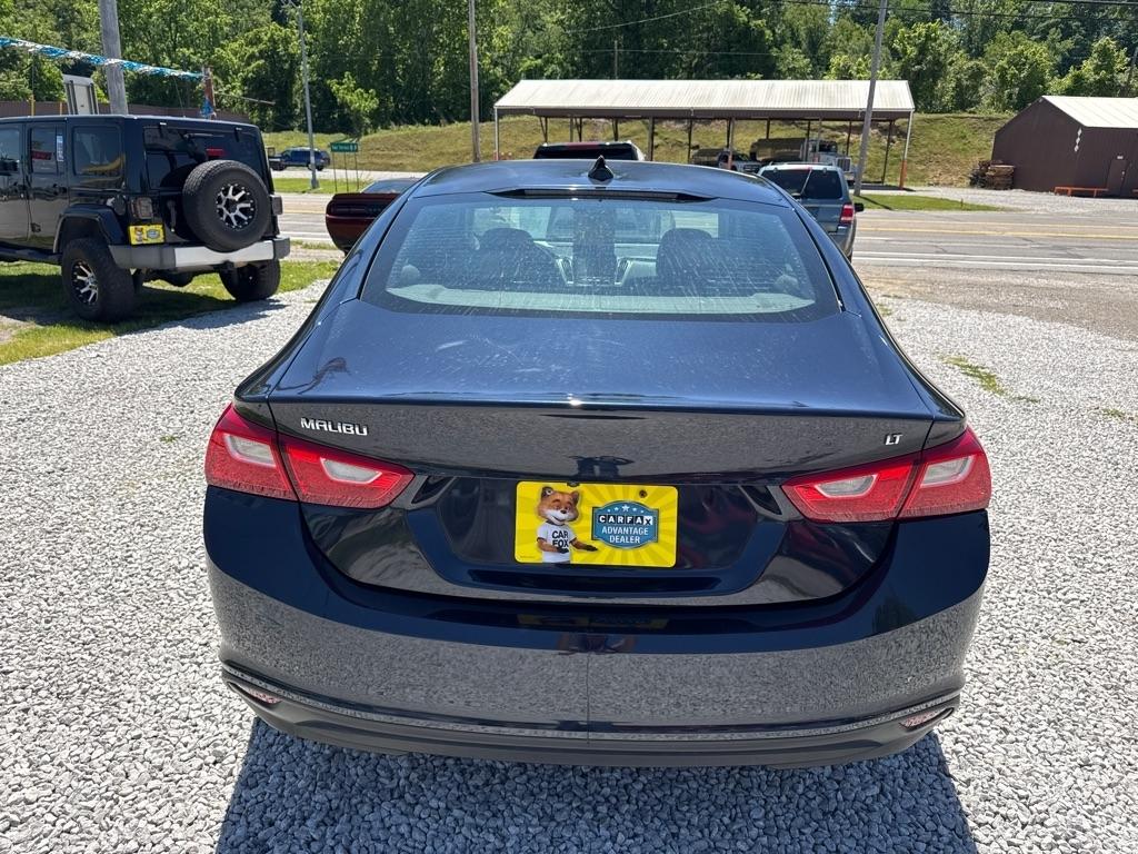 Chevrolet Malibu 4dr Sdn LT w/1LT 2017