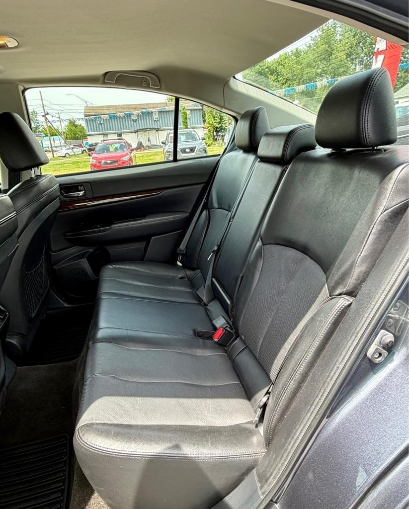 Subaru Legacy 4dr Sdn H4 Auto 2.5i Limited 2014