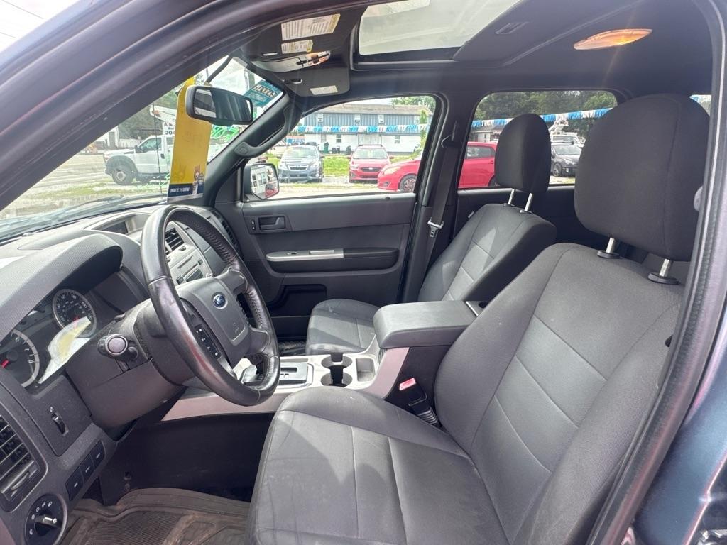 Ford Escape 4WD 4dr XLT 2012