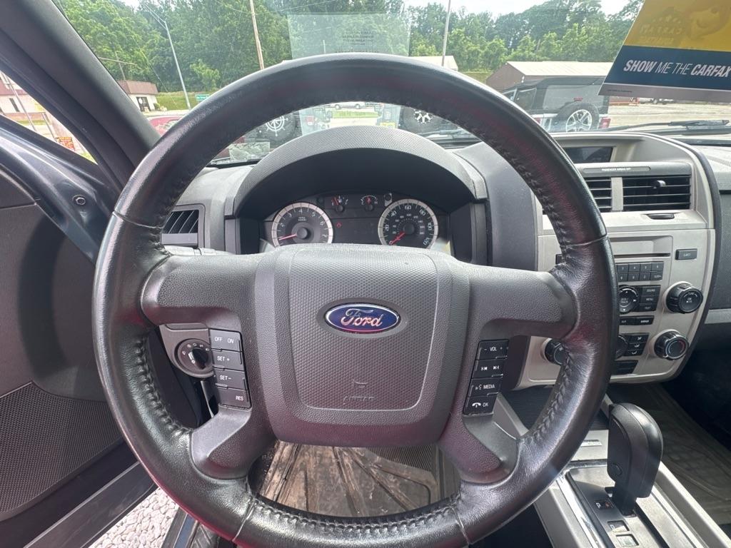 Ford Escape 4WD 4dr XLT 2012
