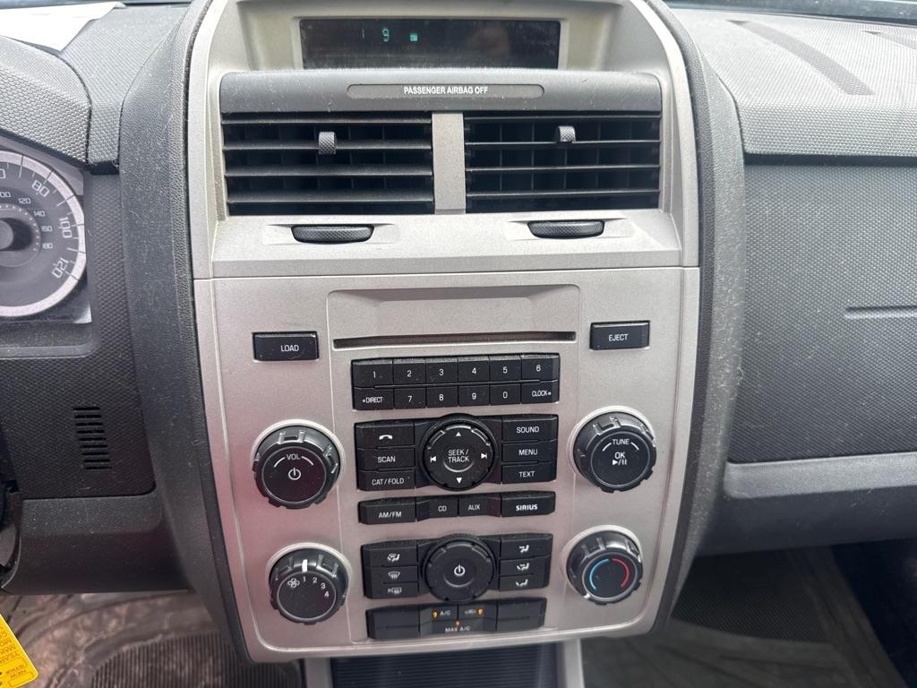 Ford Escape 4WD 4dr XLT 2012