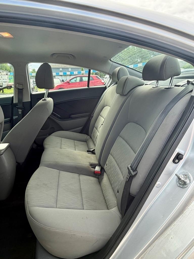 Kia Forte 4dr Sdn Auto LX 2015