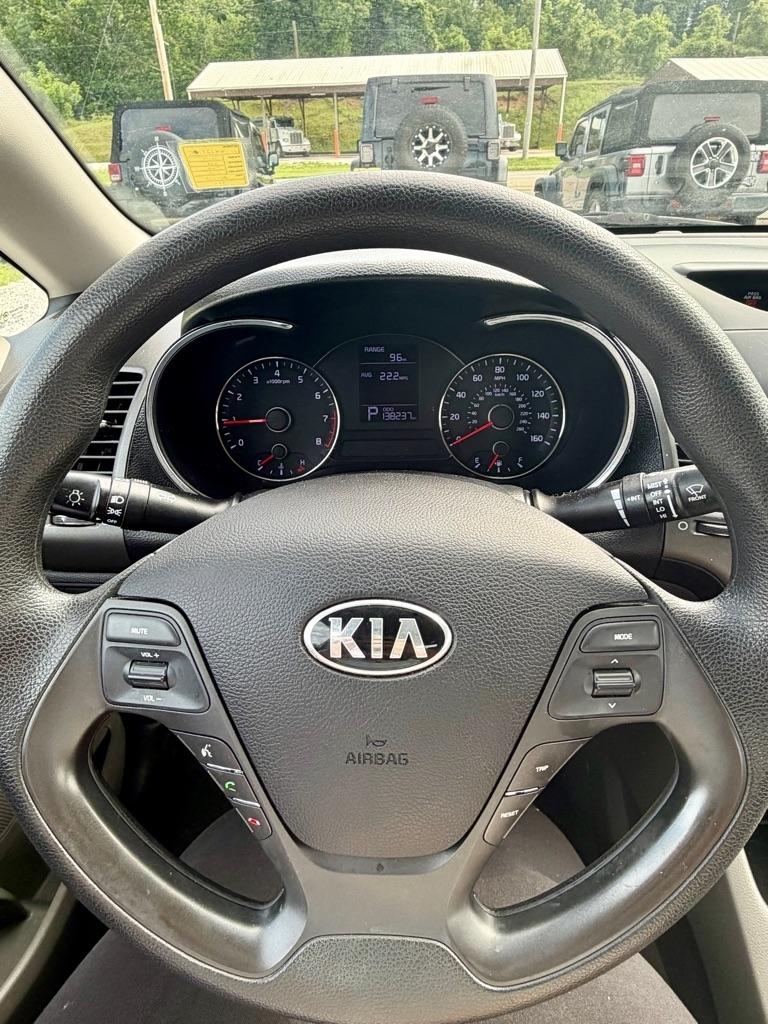Kia Forte 4dr Sdn Auto LX 2015