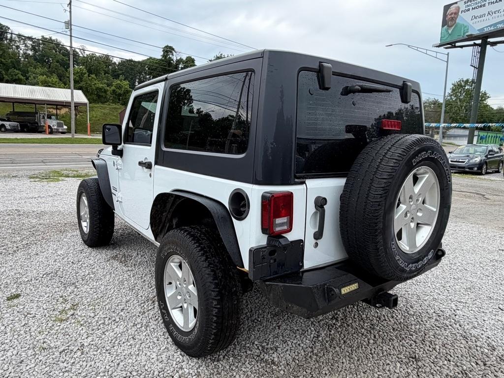 Jeep Wrangler 4WD 2dr Sport 2015
