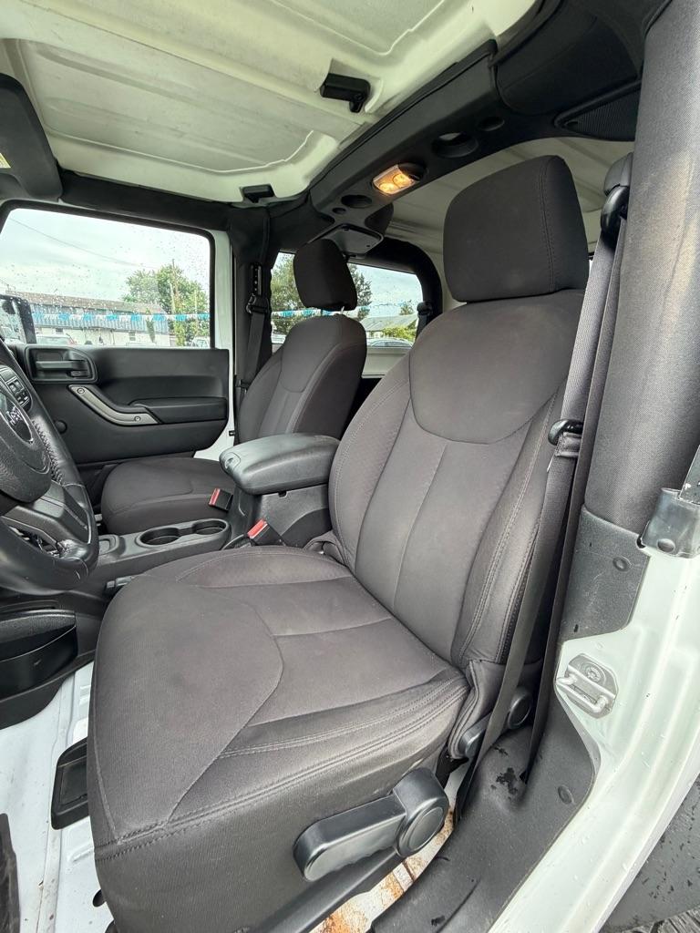 Jeep Wrangler 4WD 2dr Sport 2015
